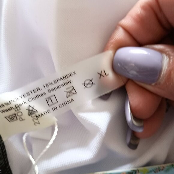 Yonique racerback full coverage swimsuit top removeable pads size XL - Picture 6 of 8